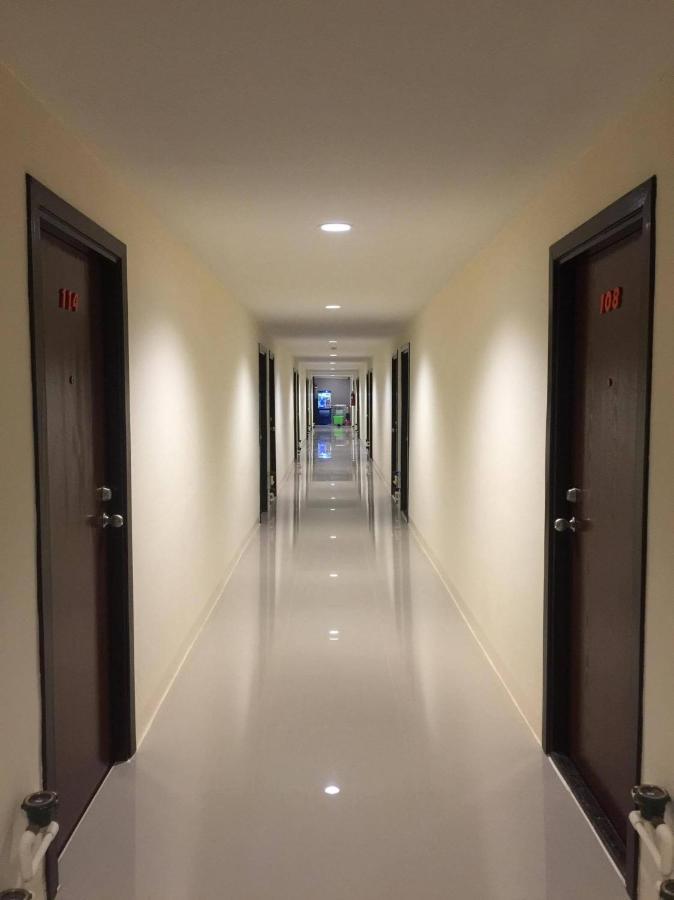 Ada Apartment - อาดา อพาร์ทเมนท์ Bangkok Dış mekan fotoğraf