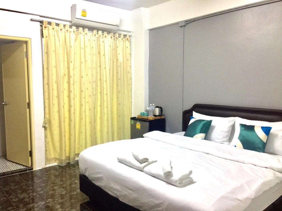 Ada Apartment - อาดา อพาร์ทเมนท์ Bangkok Dış mekan fotoğraf